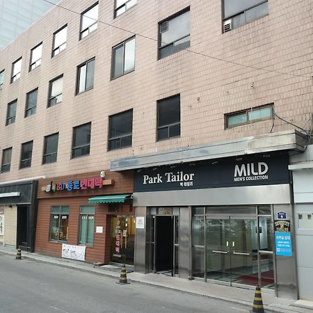 Storyhouse Myeongdong Hotel Seoul Exterior photo