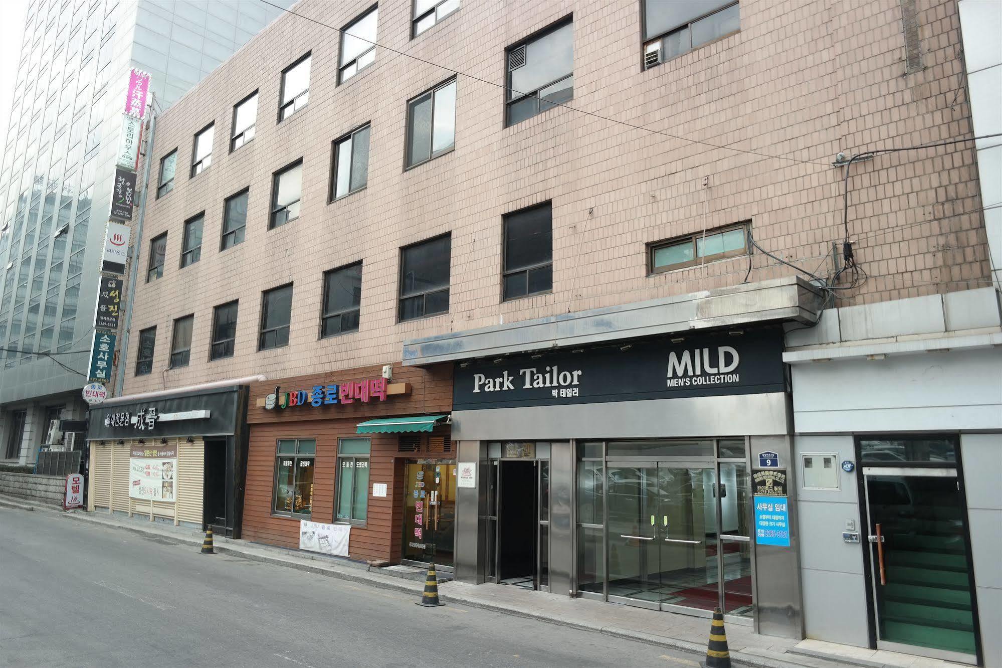 Storyhouse Myeongdong Hotel Seoul Exterior photo